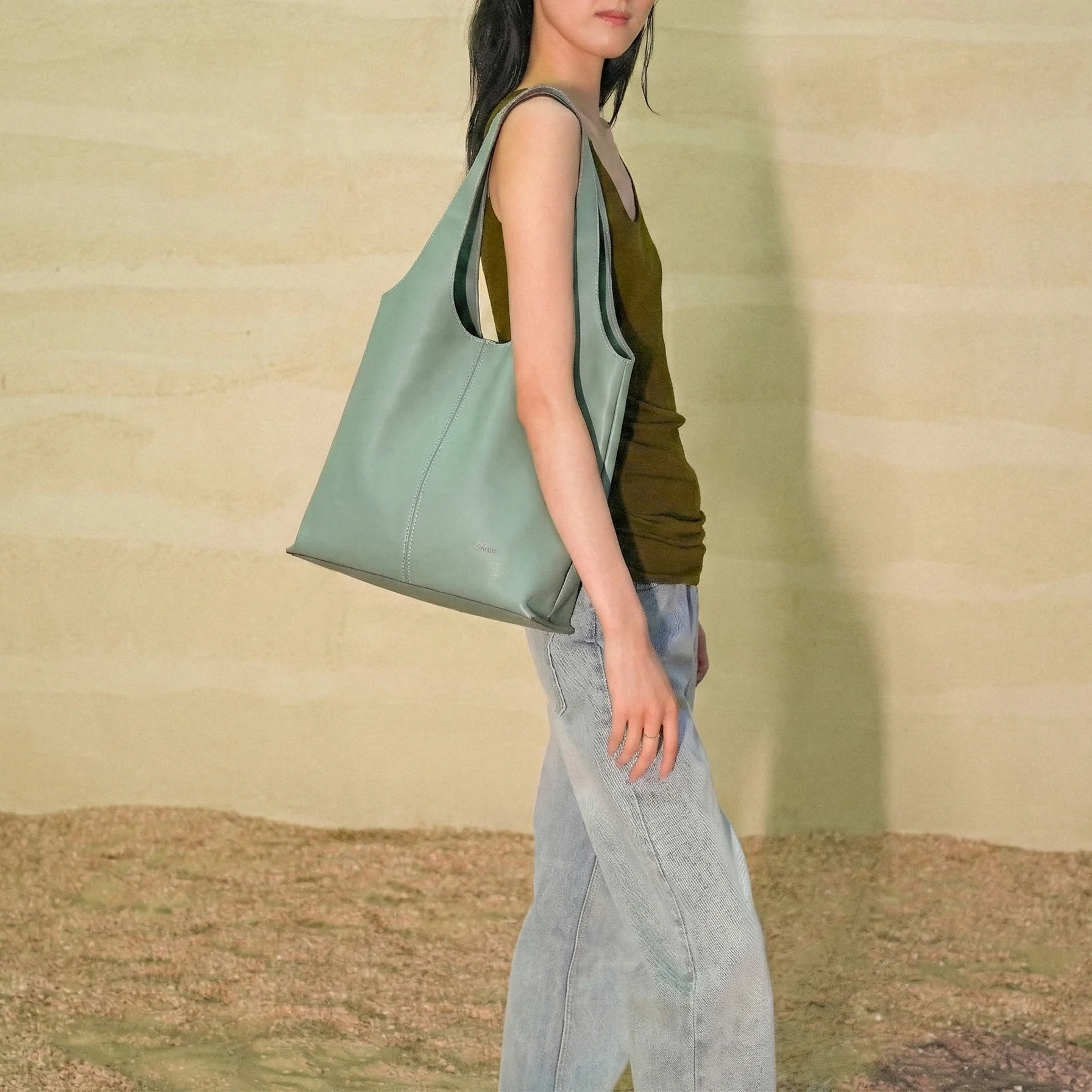 LATTICE Basket Tote Bag