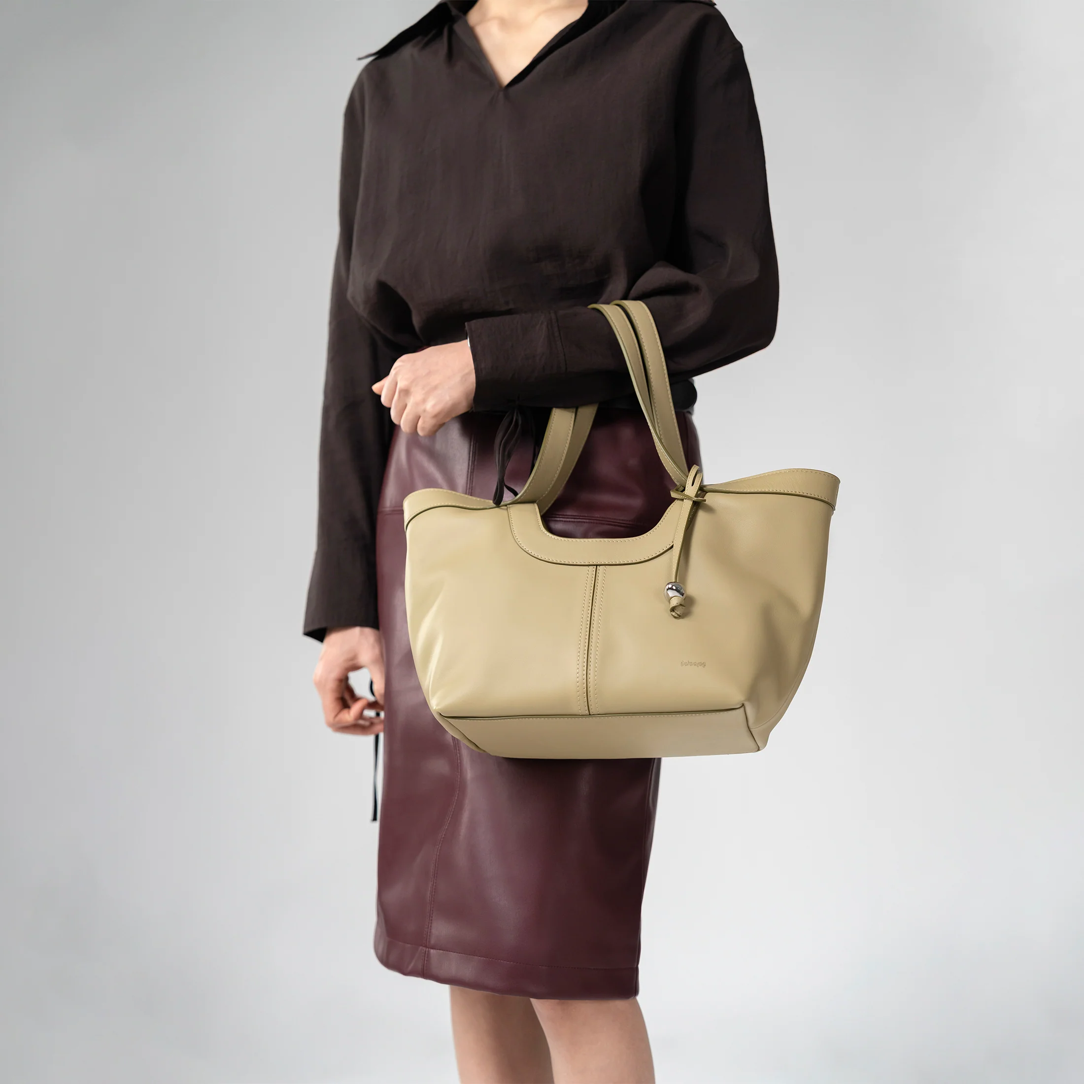 Scoop Top Basket Tote Bag